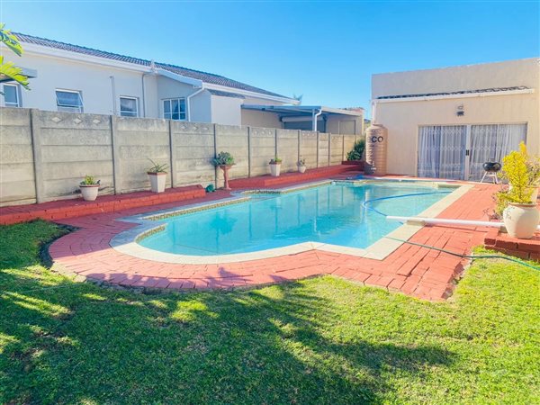 3 Bedroom House 3 Bedroom House
