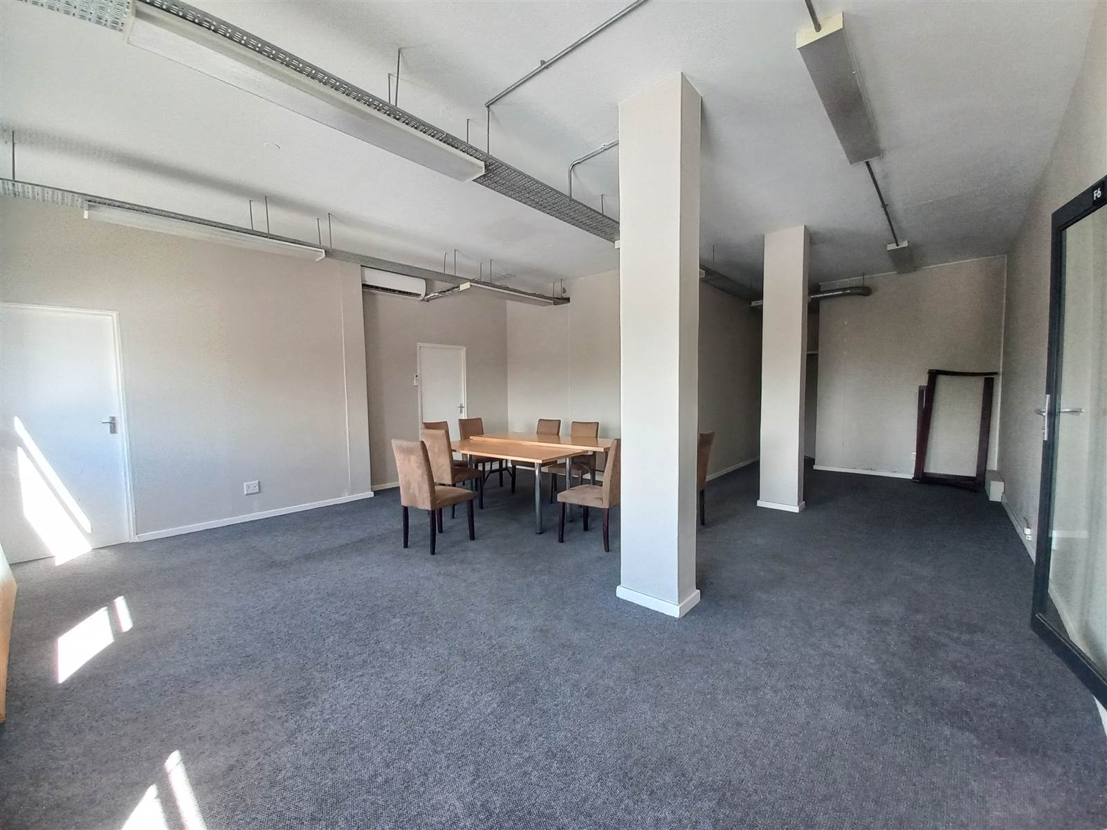 115  m² Commercial space in Ndabeni photo number 5