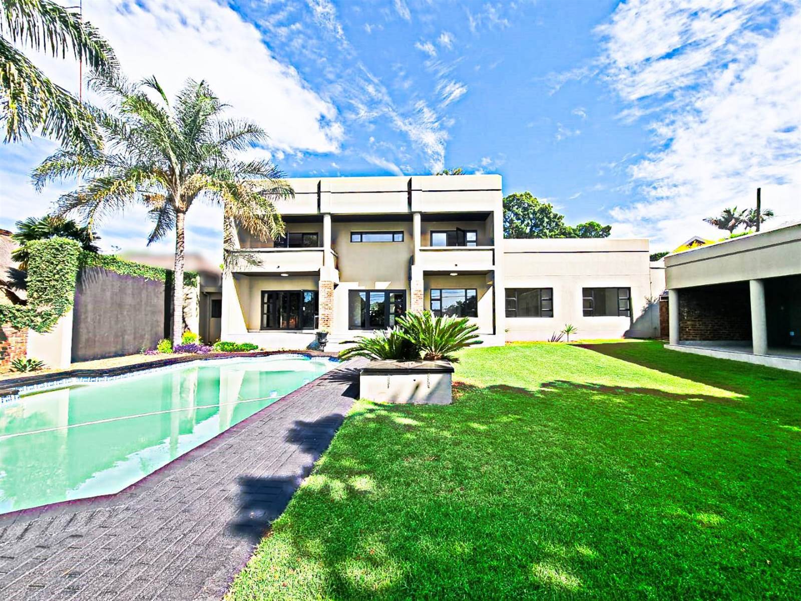 5 Bed House in Garsfontein photo number 12