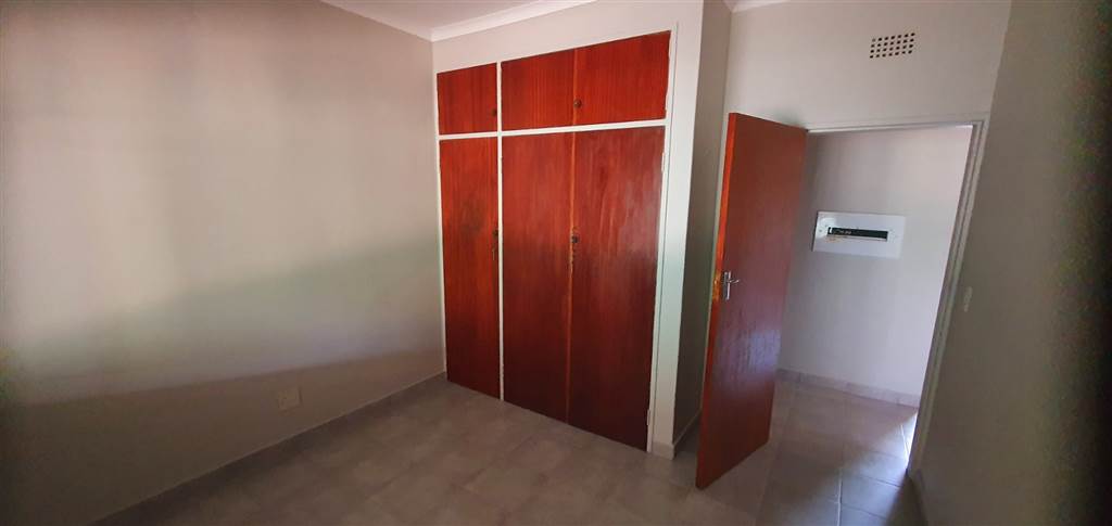 3 Bed Apartment in Mookgophong (Naboomspruit) photo number 17