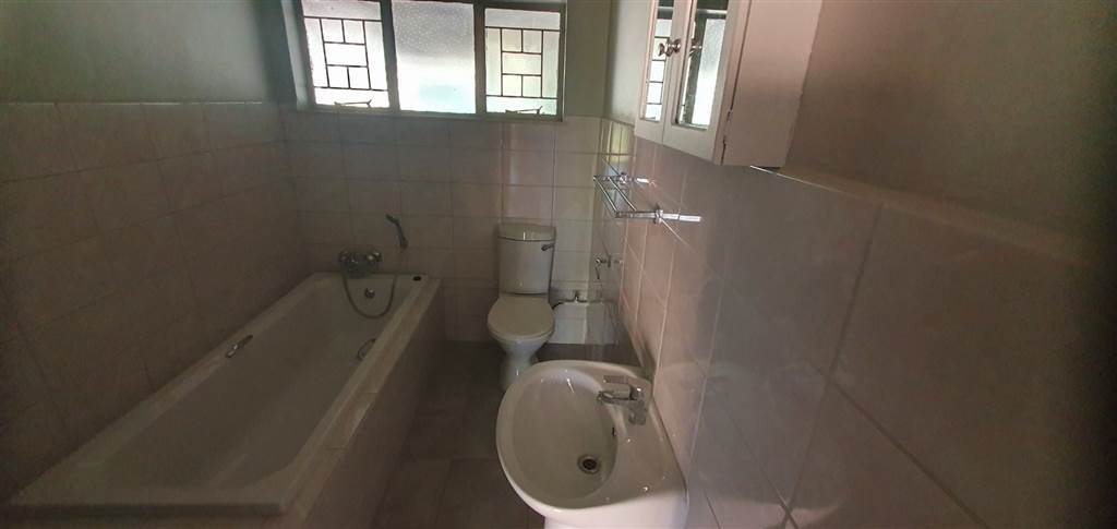 3 Bed Apartment in Mookgophong (Naboomspruit) photo number 14