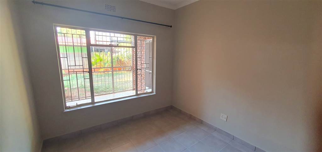 3 Bed Apartment in Mookgophong (Naboomspruit) photo number 18
