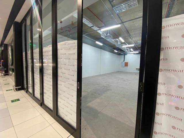 122  m² Commercial space in Milnerton Central photo number 13