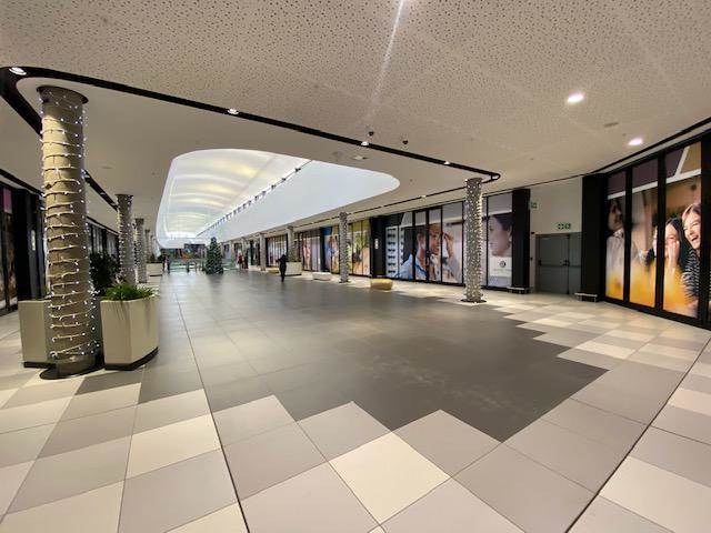 122  m² Commercial space in Milnerton Central photo number 19