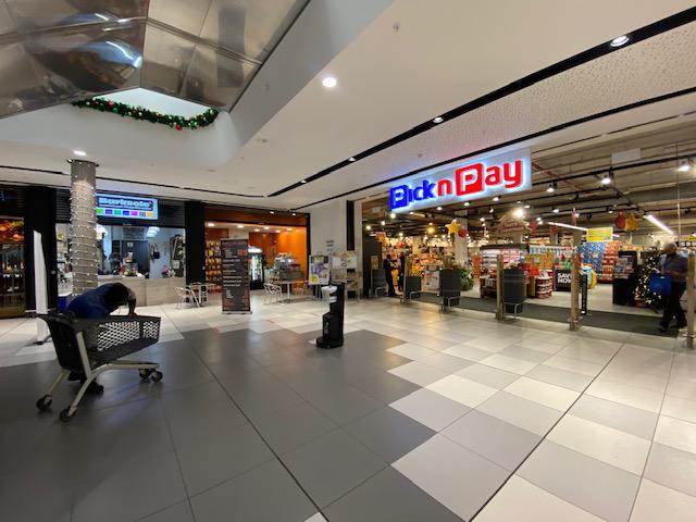 122  m² Commercial space in Milnerton Central photo number 4