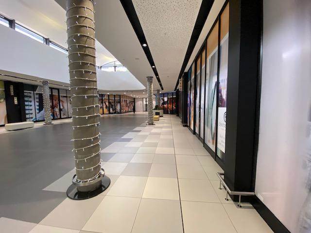 122  m² Commercial space in Milnerton Central photo number 17