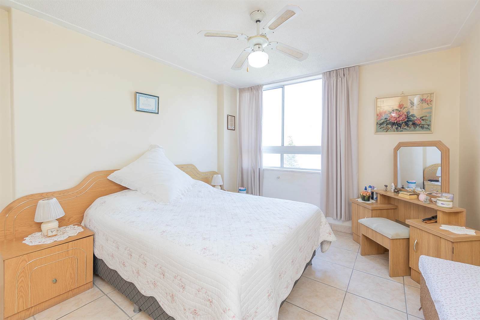 2 Bed Apartment in Doonside photo number 14