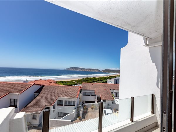 4 Bed Apartment in Robberg