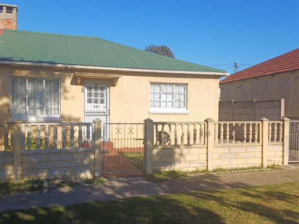 2 Bedroom House