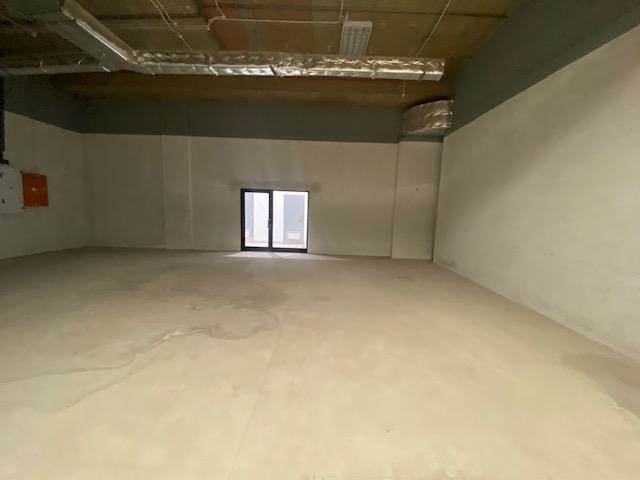 83  m² Commercial space in Milnerton Central photo number 11