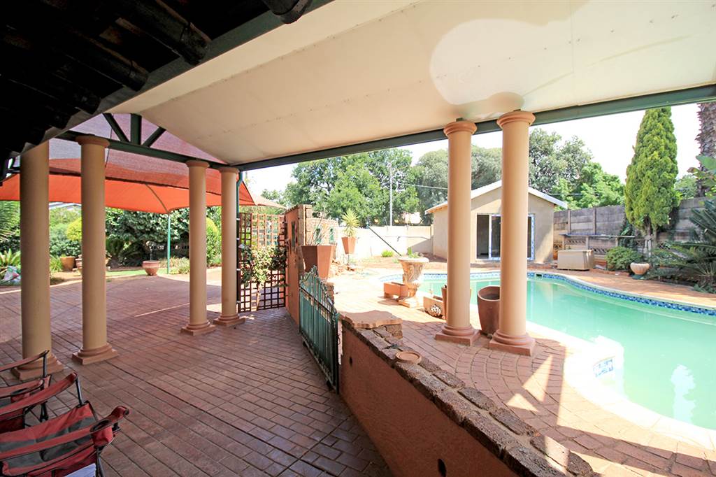 5 Bed House in Doringkloof photo number 30
