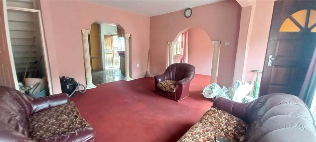 3 Bed House in Montford photo number 5