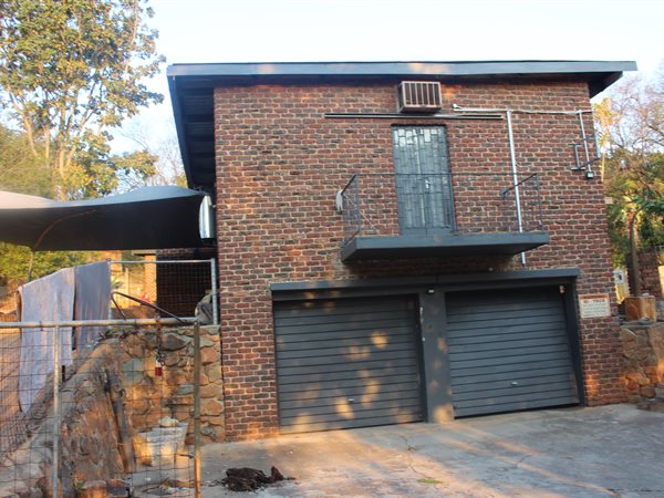 5 Bedroom House 5 Bedroom House
