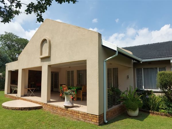 4 Bedroom House 4 Bedroom House