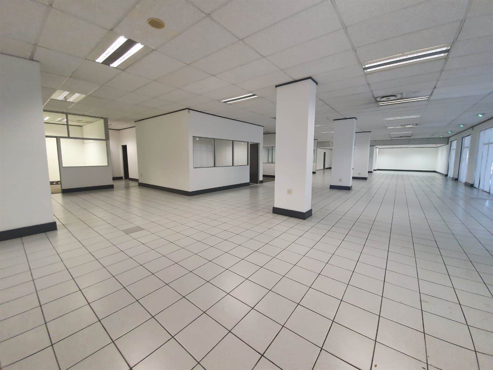 785  m² Retail Space in Newlands photo number 18