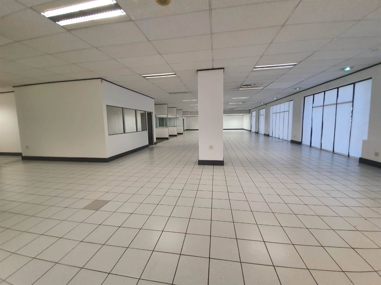 785  m² Retail Space in Newlands photo number 20