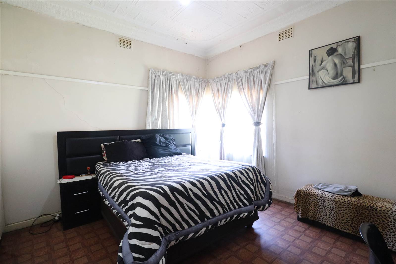 3 Bed House in Roodepoort Central photo number 11