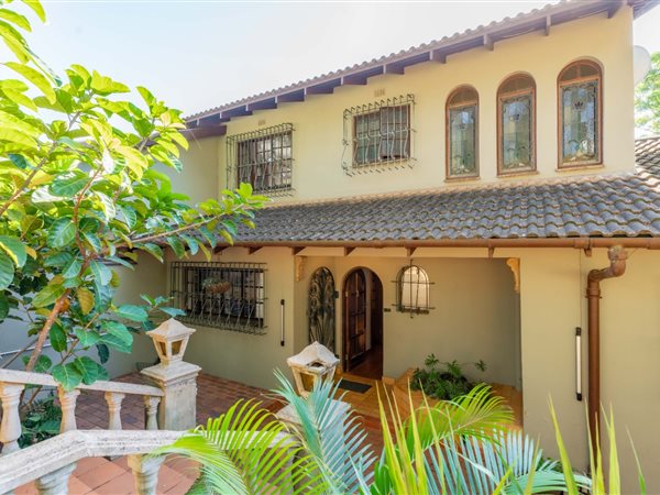 3 Bedroom House 3 Bedroom House