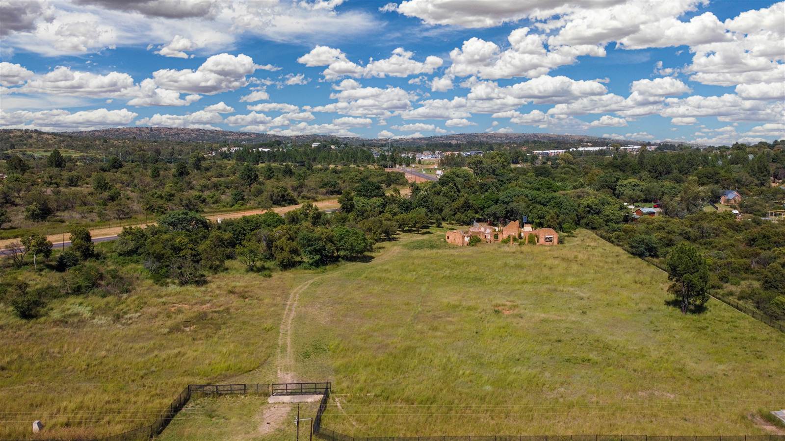 3.4 ha Land available in Kameeldrift East photo number 6