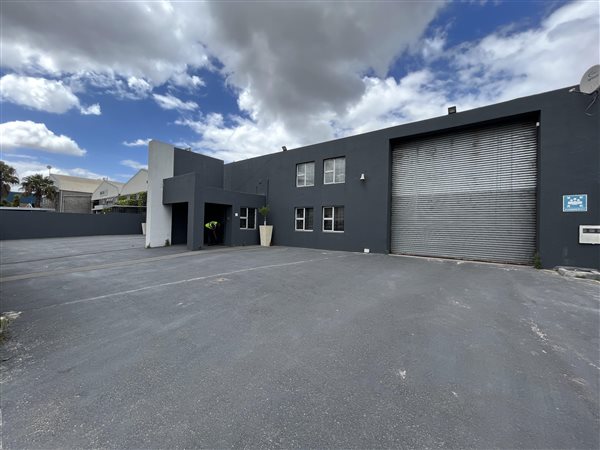 845  m² Industrial space