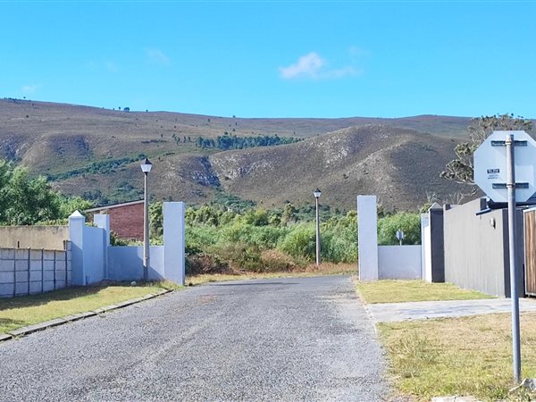 983 m² Land available in Franskraal