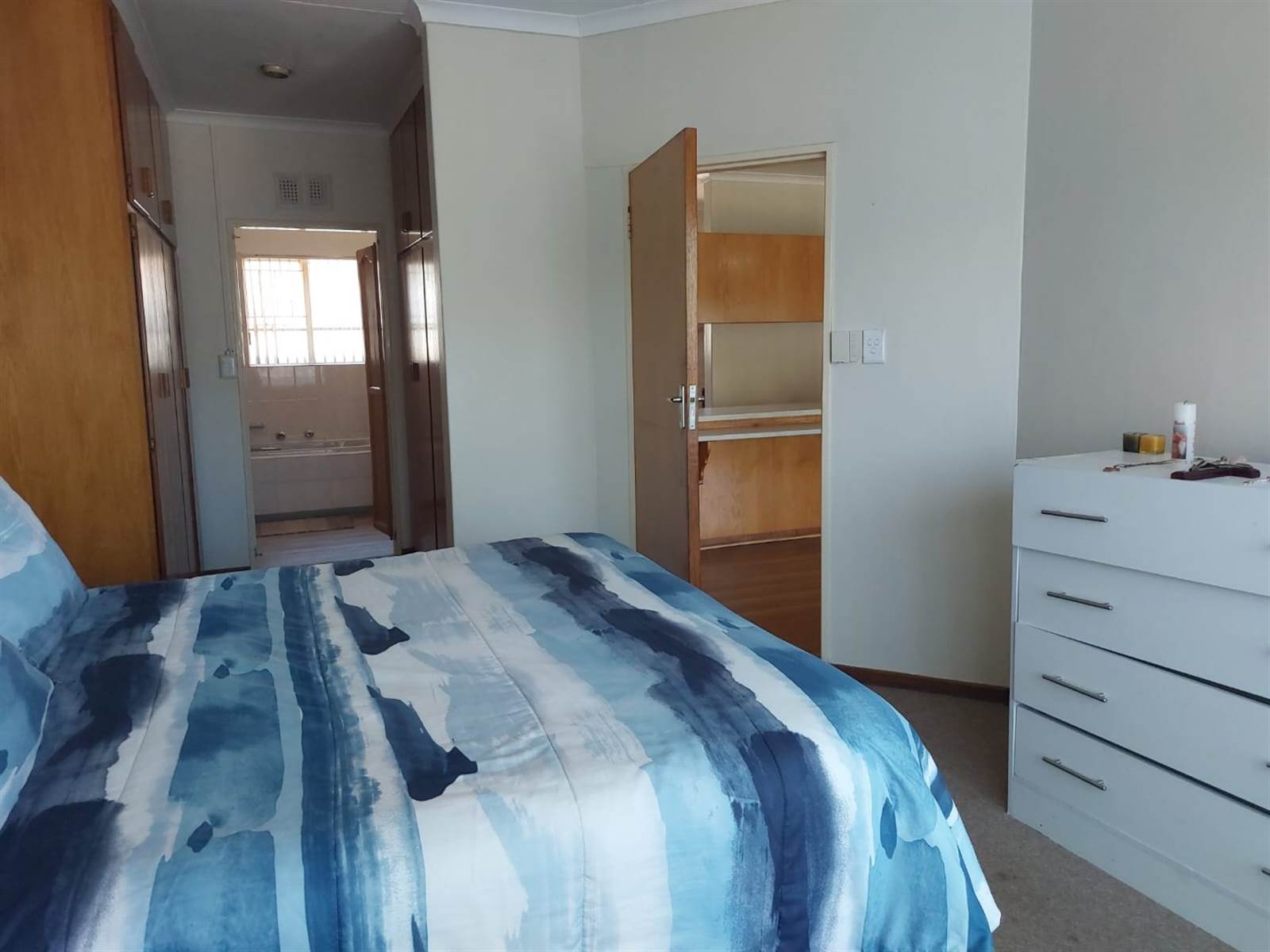 3 Bed Townhouse in Uitsig photo number 8