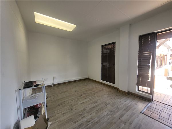 36  m² Office Space