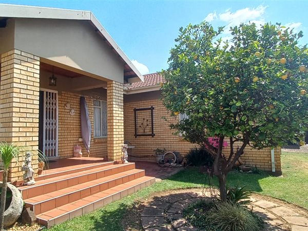 3 Bed Townhouse in Aviary Hill