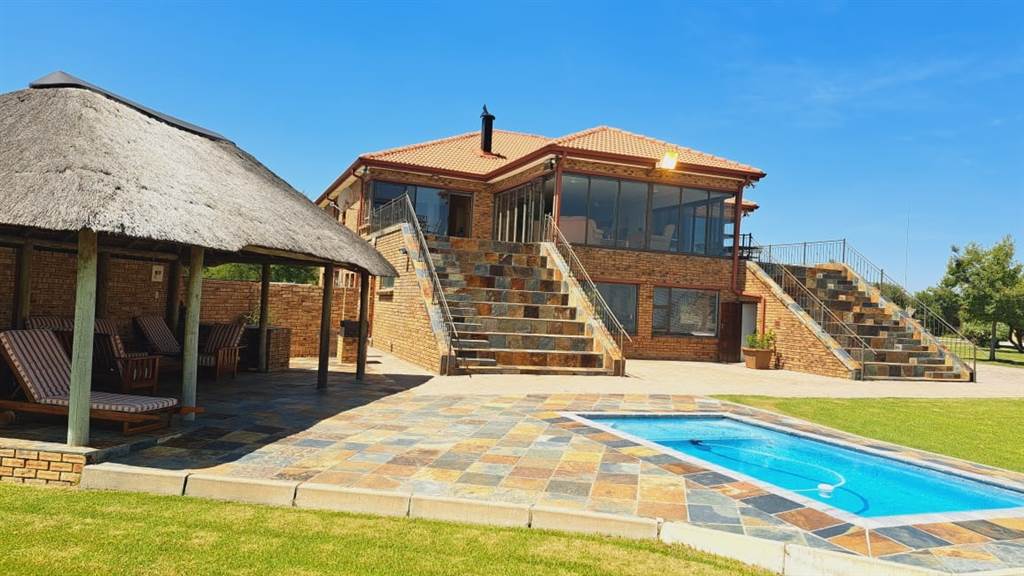 7 Bed House in Sasolburg photo number 1
