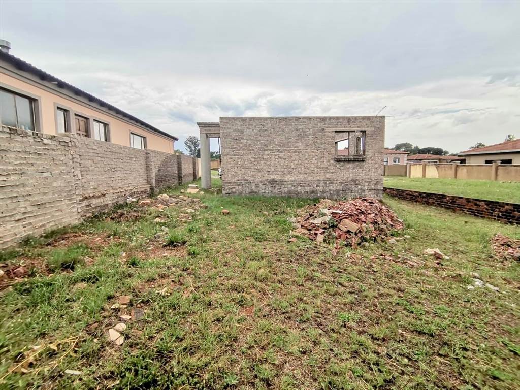 280 m² Land available in Krugersdorp Central photo number 5