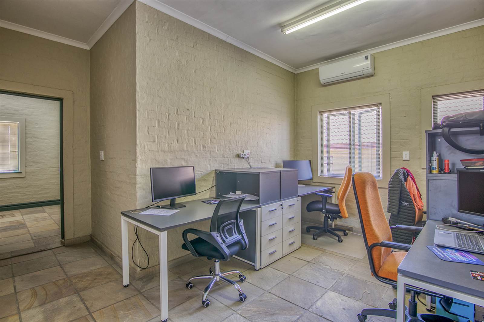 260  m² Commercial space in Fourways photo number 10