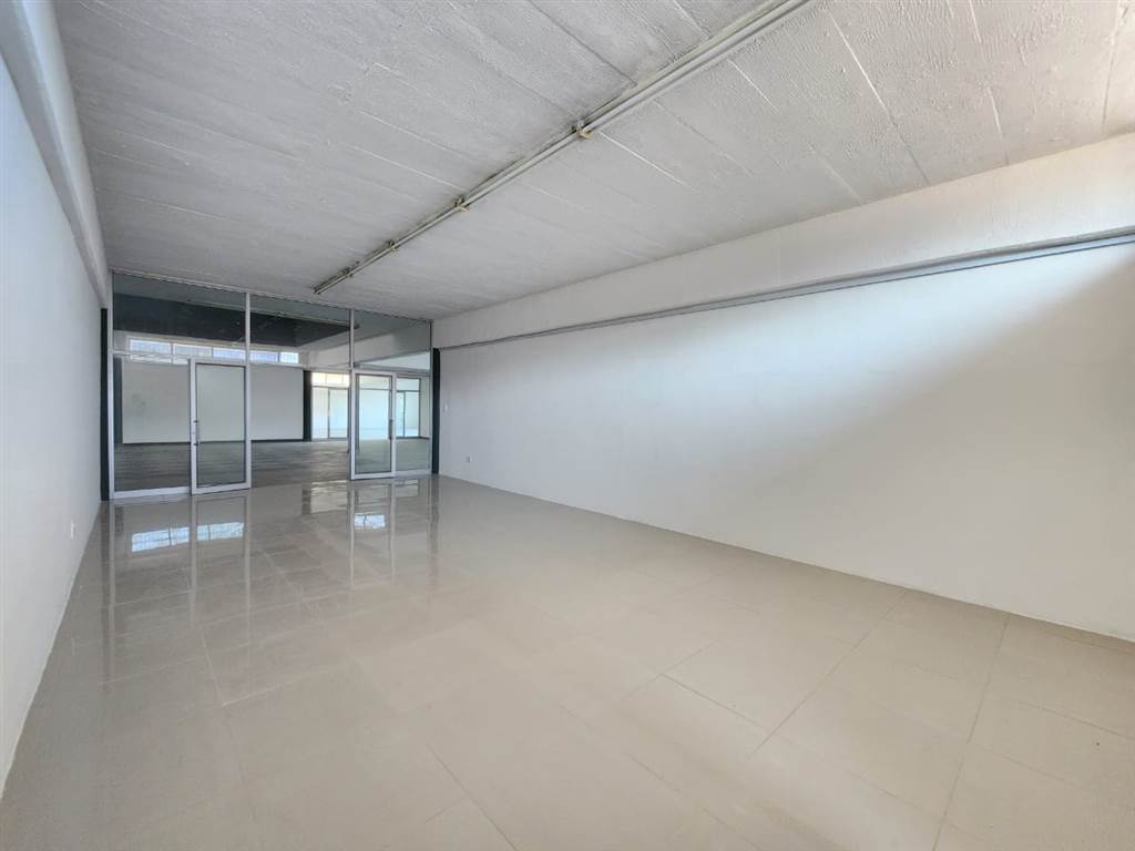 52  m² Commercial space in Louis Trichardt photo number 4