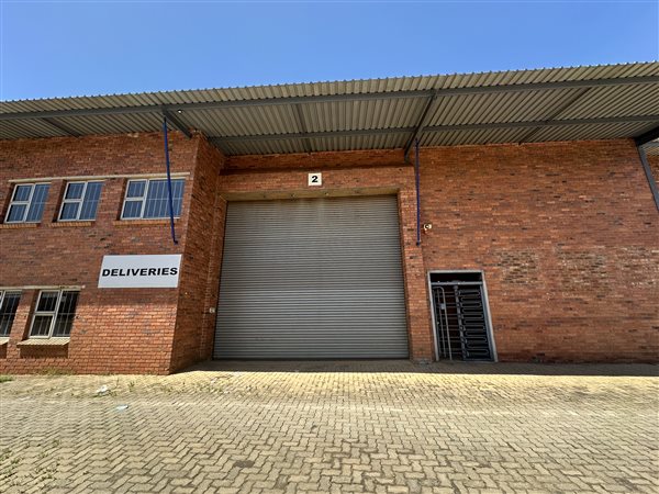 2 496  m² Industrial space