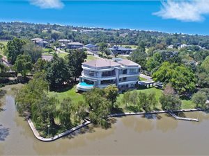 20 Bed House in Mantevrede
