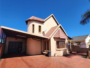 5 Bed House in Saulsville