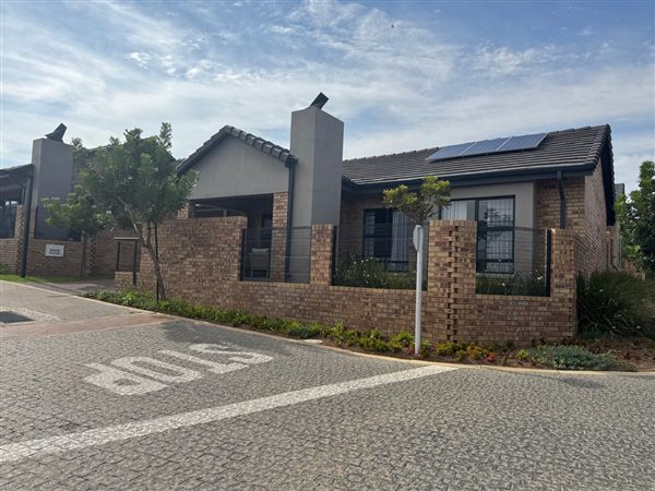 2 Bedroom Simplex 2 Bedroom Simplex