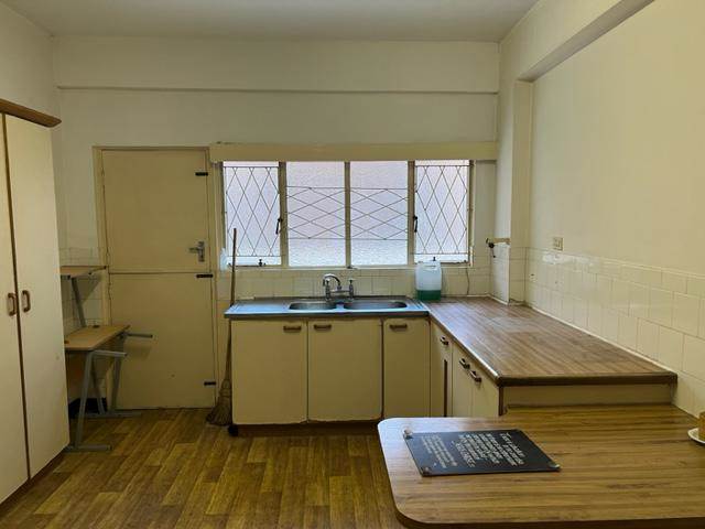 2 Bed Apartment in Pietermaritzburg Central photo number 6