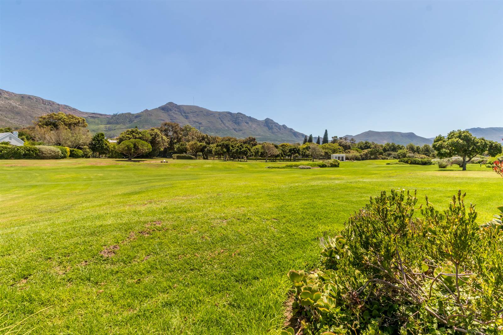 3 Bed House in Steenberg Golf Estate photo number 30