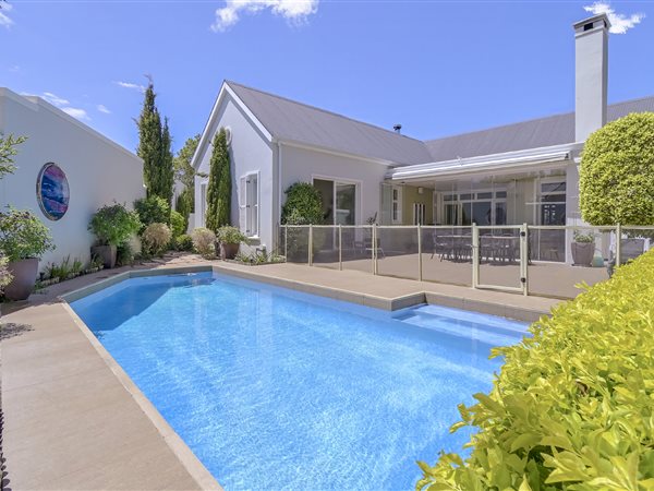 3 Bed House in Steenberg Golf Estate