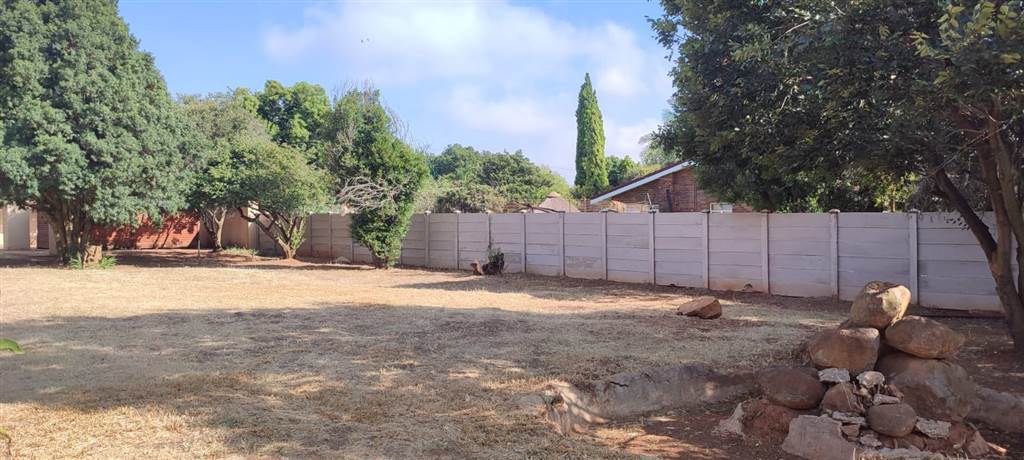 1078 m² Land available in Koster photo number 13