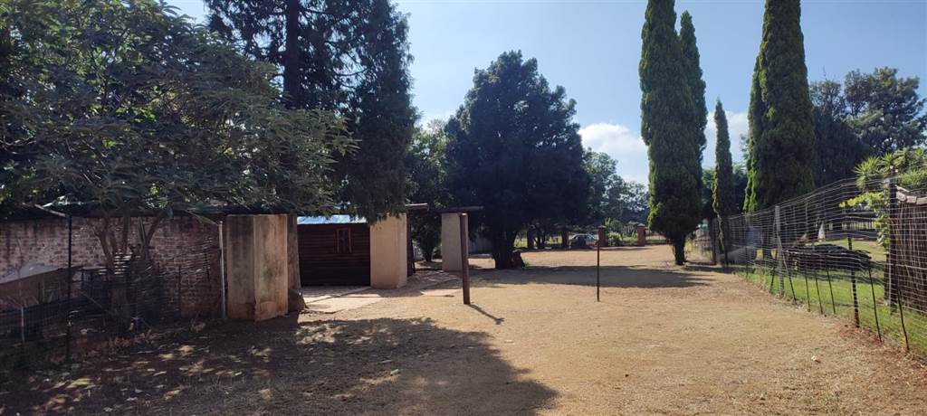 1078 m² Land available in Koster photo number 7
