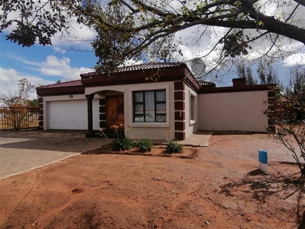 4 Bed House in Thaba Nchu