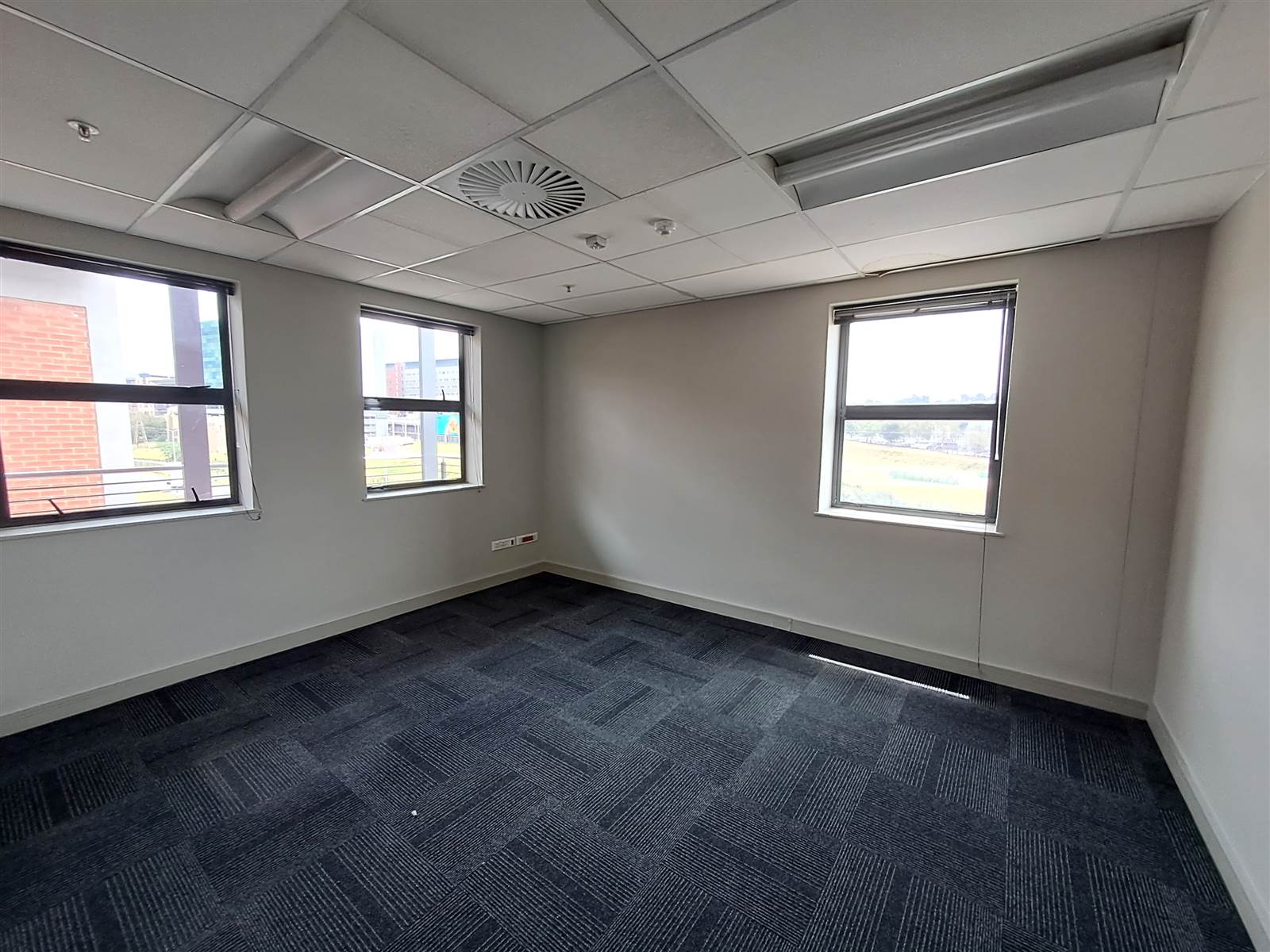 343  m² Commercial space in Waverley photo number 5