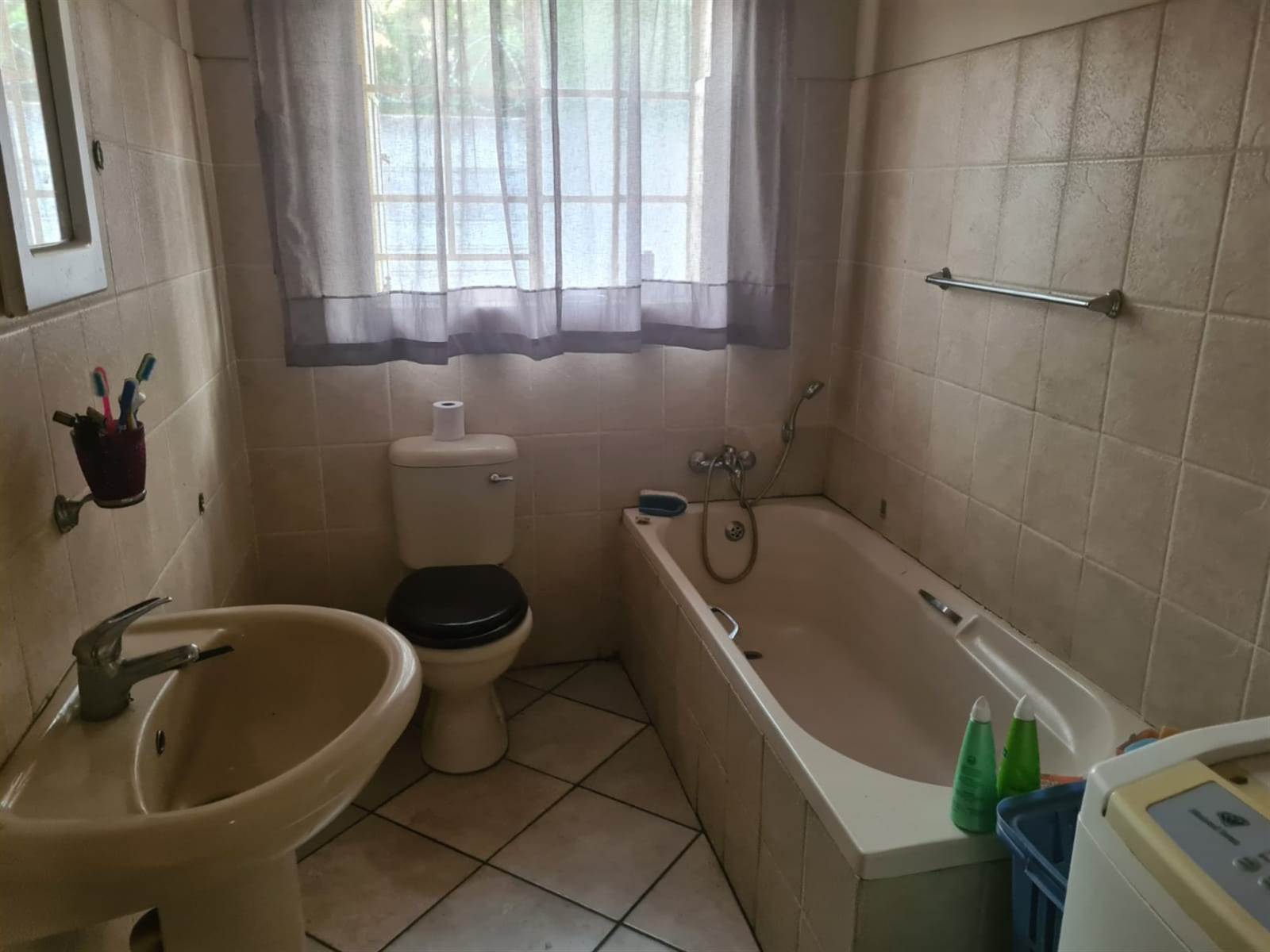 2 Bed Townhouse in Rustenburg Central photo number 6
