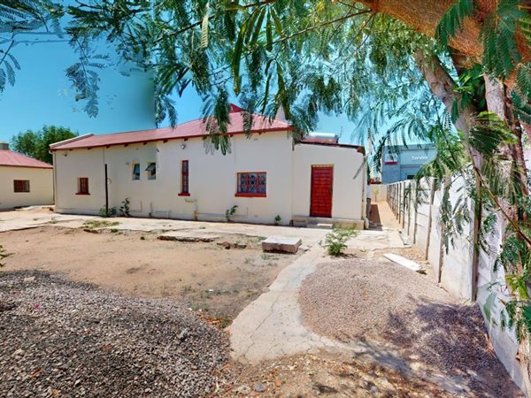929 m² Commercial space 929 m² Commercial space