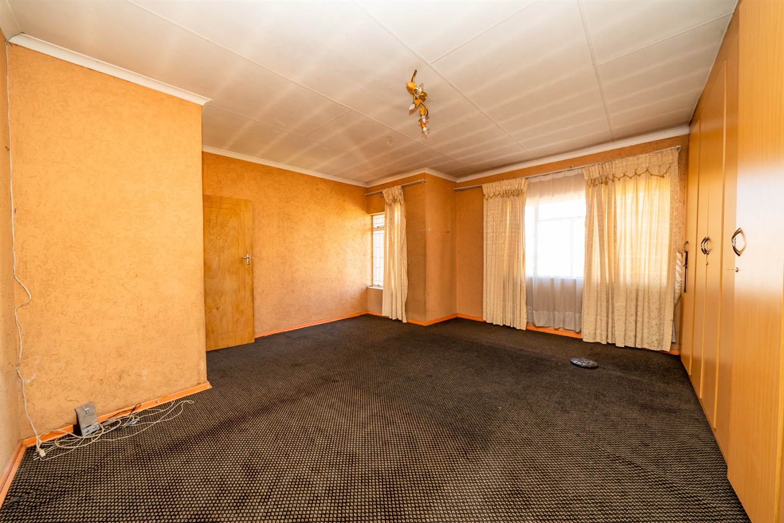 5 Bed House in Actonville photo number 18