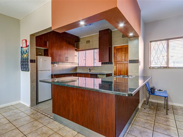 2 Bedroom Townhouse 2 Bedroom Townhouse