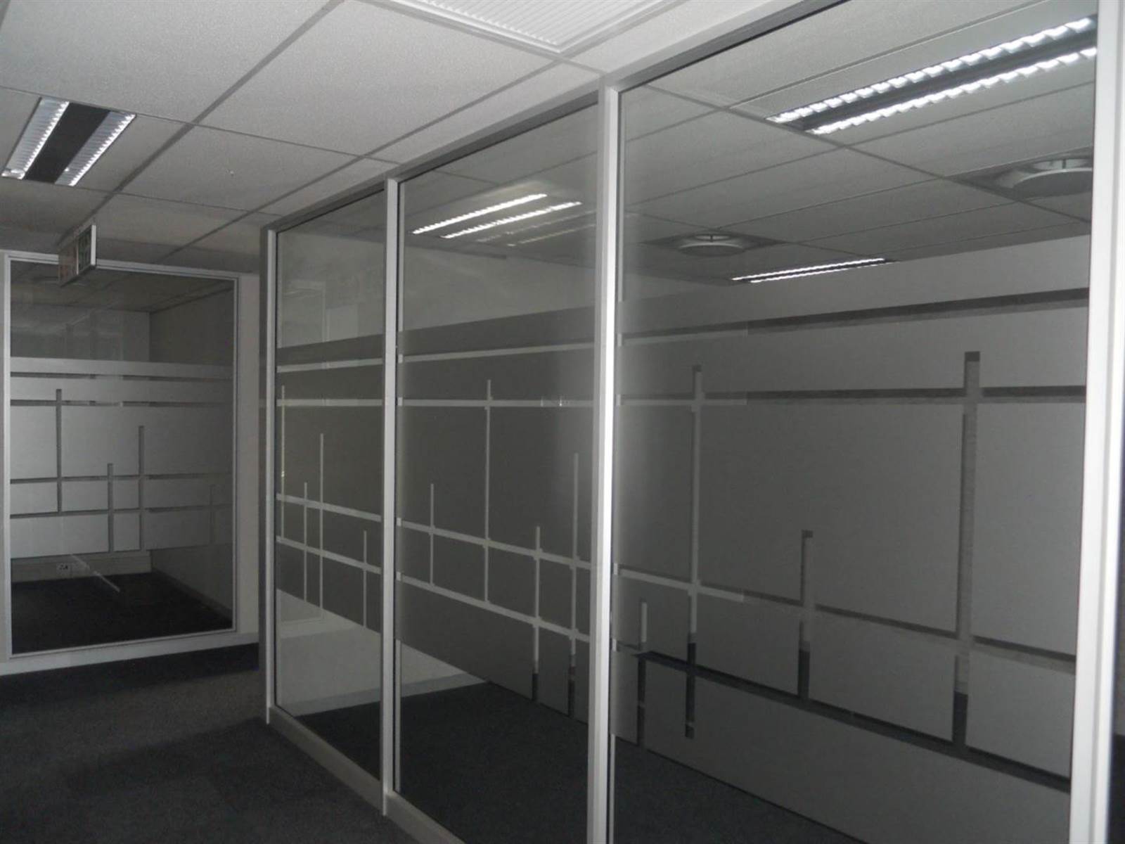 181  m² Commercial space in Woodmead photo number 9