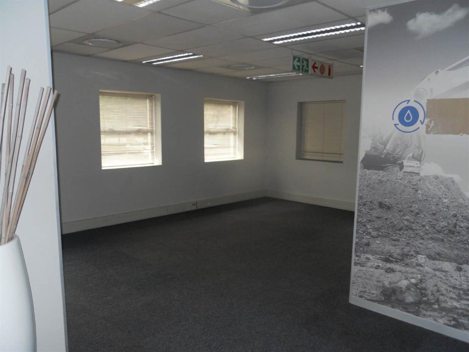 181  m² Commercial space in Woodmead photo number 7