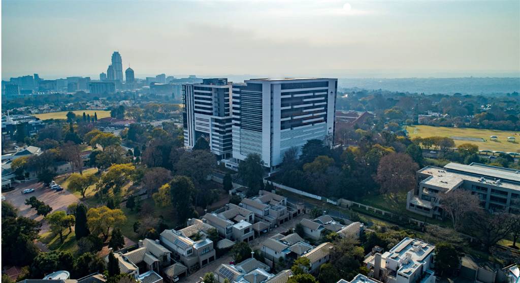 3340  m² Commercial space in Rosebank photo number 1